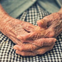 Un proyecto del CSIC construirá perfiles de riesgo individuales frente a Covid-19 de personas mayores en residencias